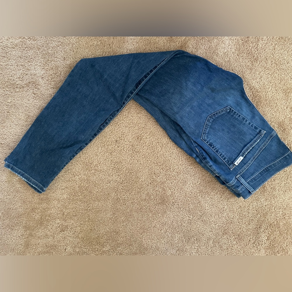 Joe’s Slim Fit
